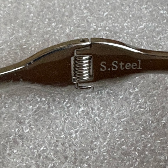 Evil Eye Necklace and hinged bracelet set - Picture 5 of 8